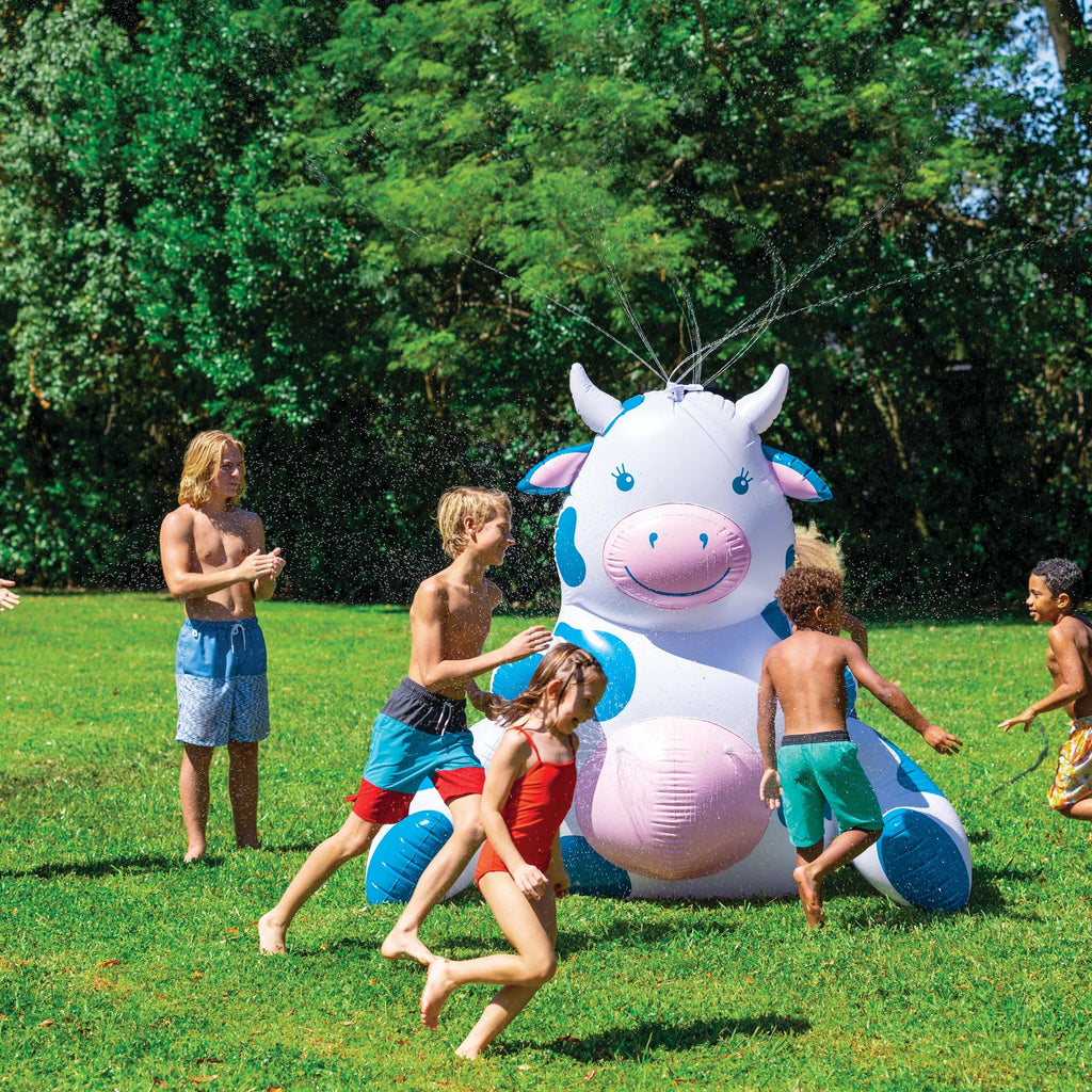 Sitting Cow Sprinkler N7788