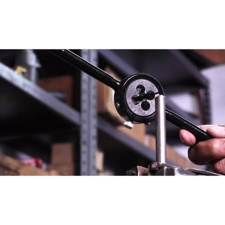 M27 x 2 2-1/2 x 22 OD HSS Round Die B5728