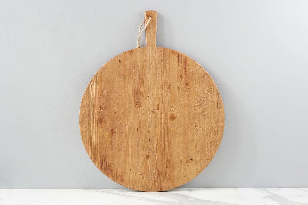 Pine Large Round Charcuterie Board, 23x22W Natural K689