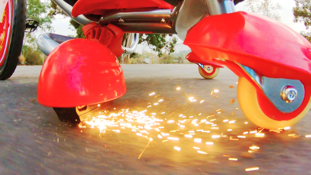 Red Sparking Trike T6622