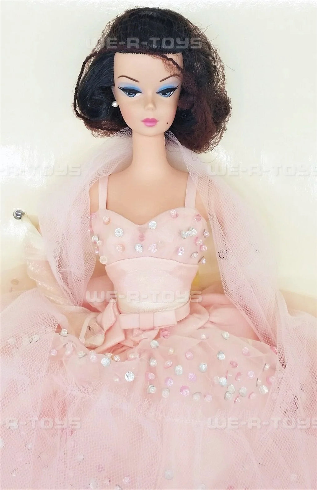 Genuine Silkstone Doll T9072
