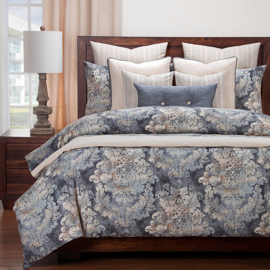 Distressed Damask Duvet and Shams D492424