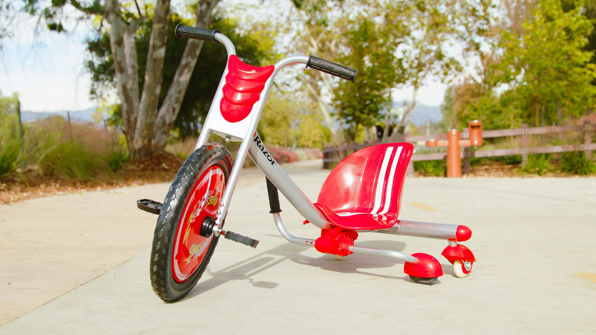 Red Sparking Trike T6622