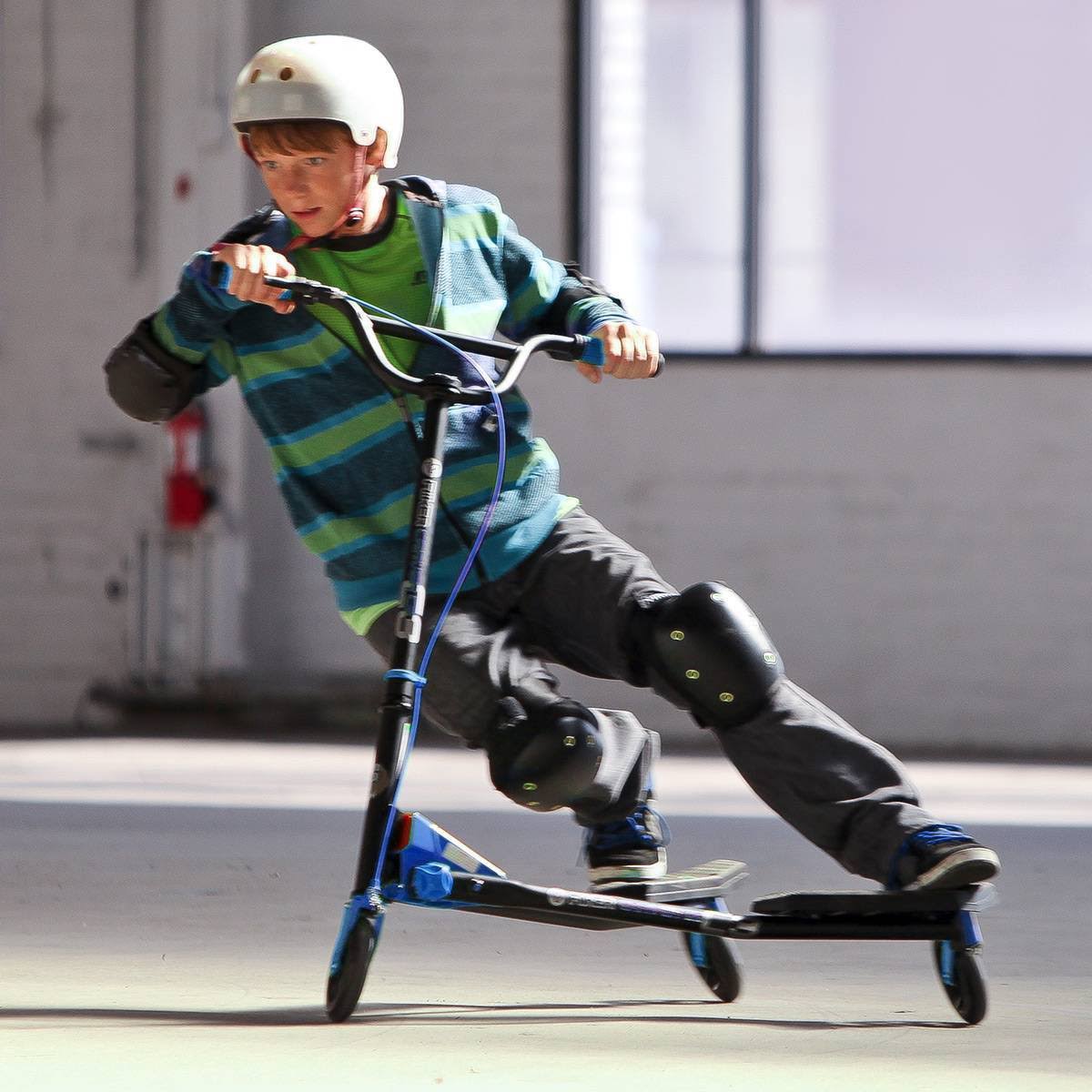 Blue Kids Scooter E18871