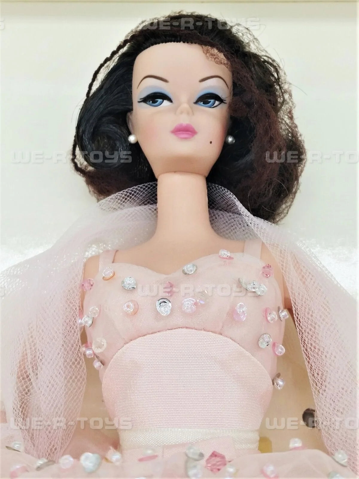 Genuine Silkstone Doll T9072