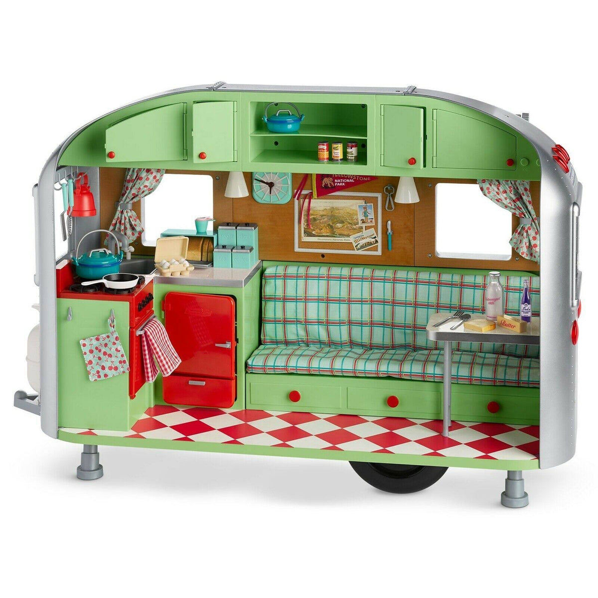 Airstream Travel Trailer for 18x22 Dolls I1442