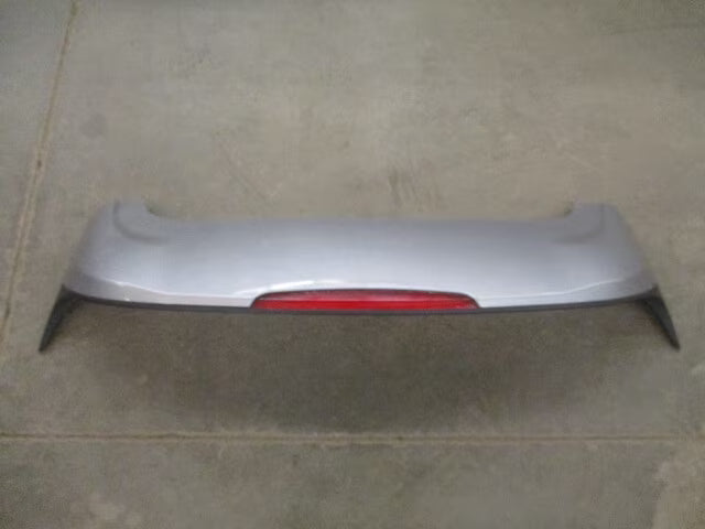 Pre-Owned Jeep Cherokee Rear Spoiler Wing with Brake Light Lamp D951