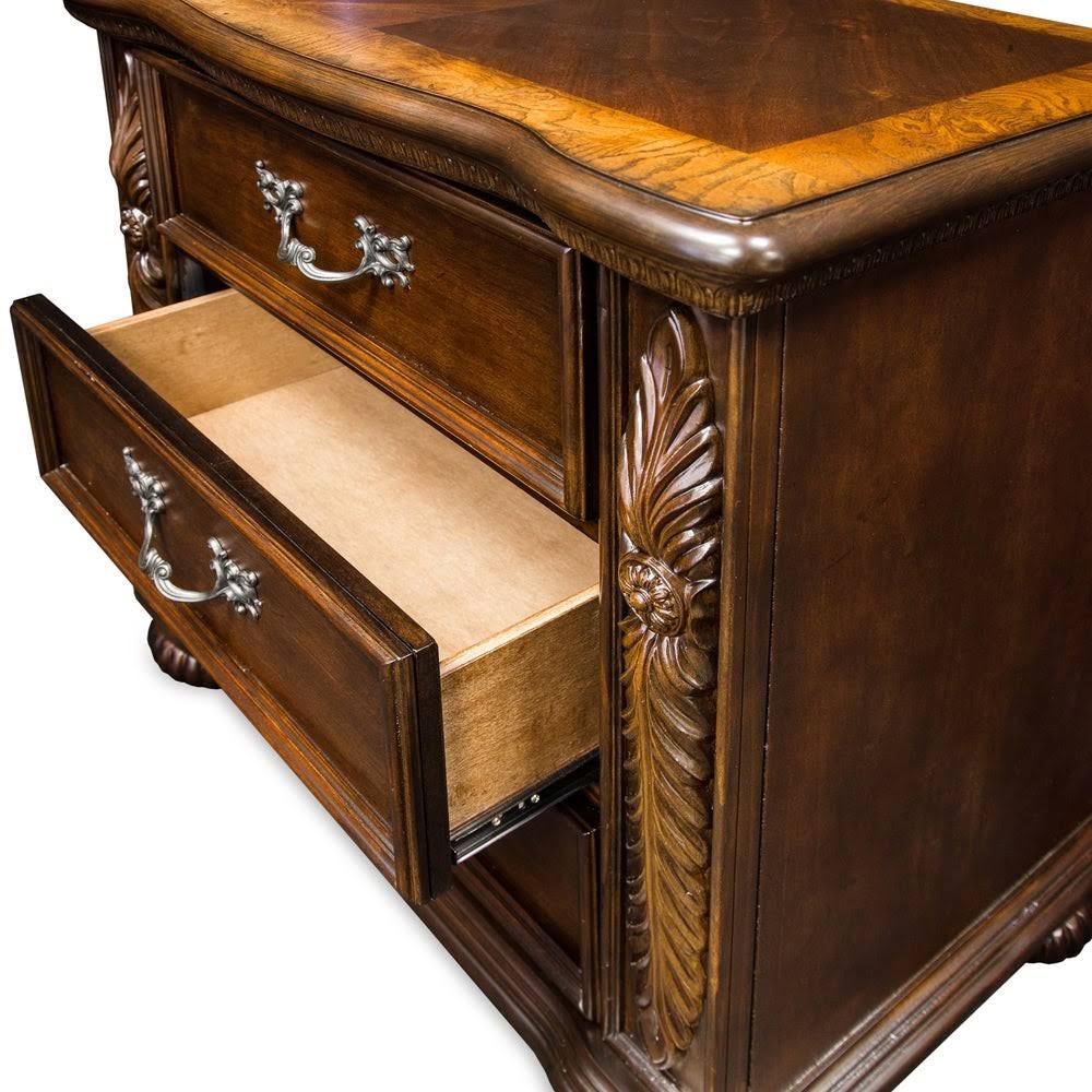 Brown Cherry 3-Drawer Nightstand L3456