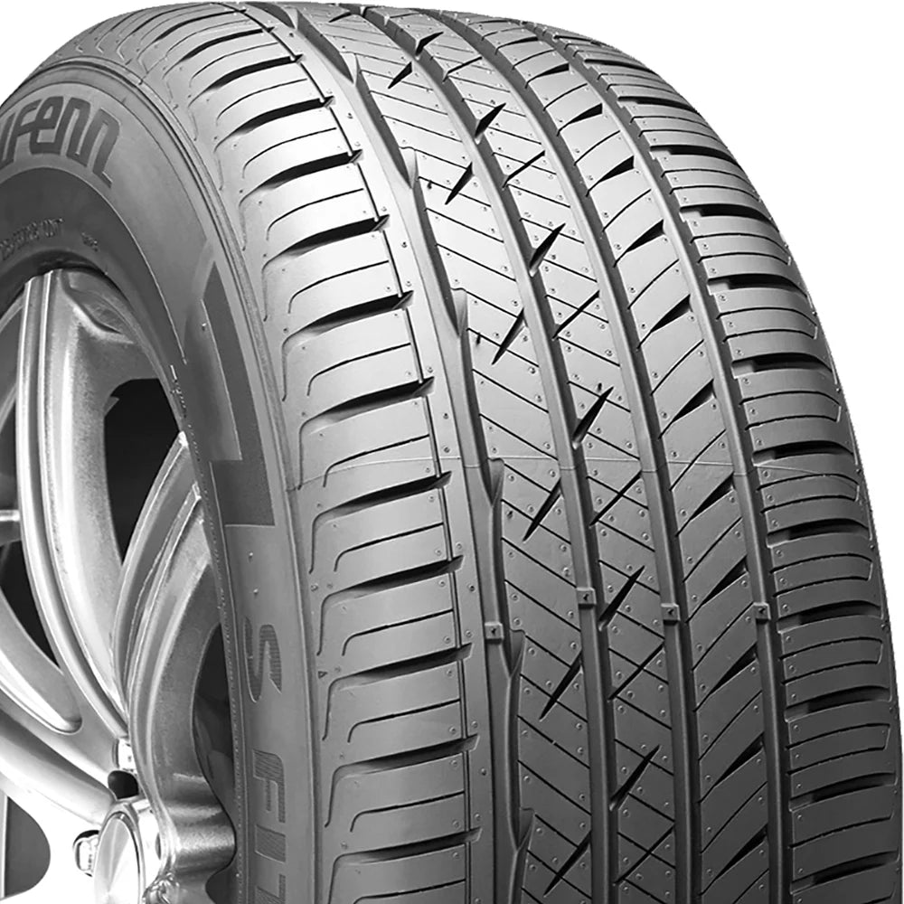 Set of 4 High Performance Tires 245/55R18 D84343
