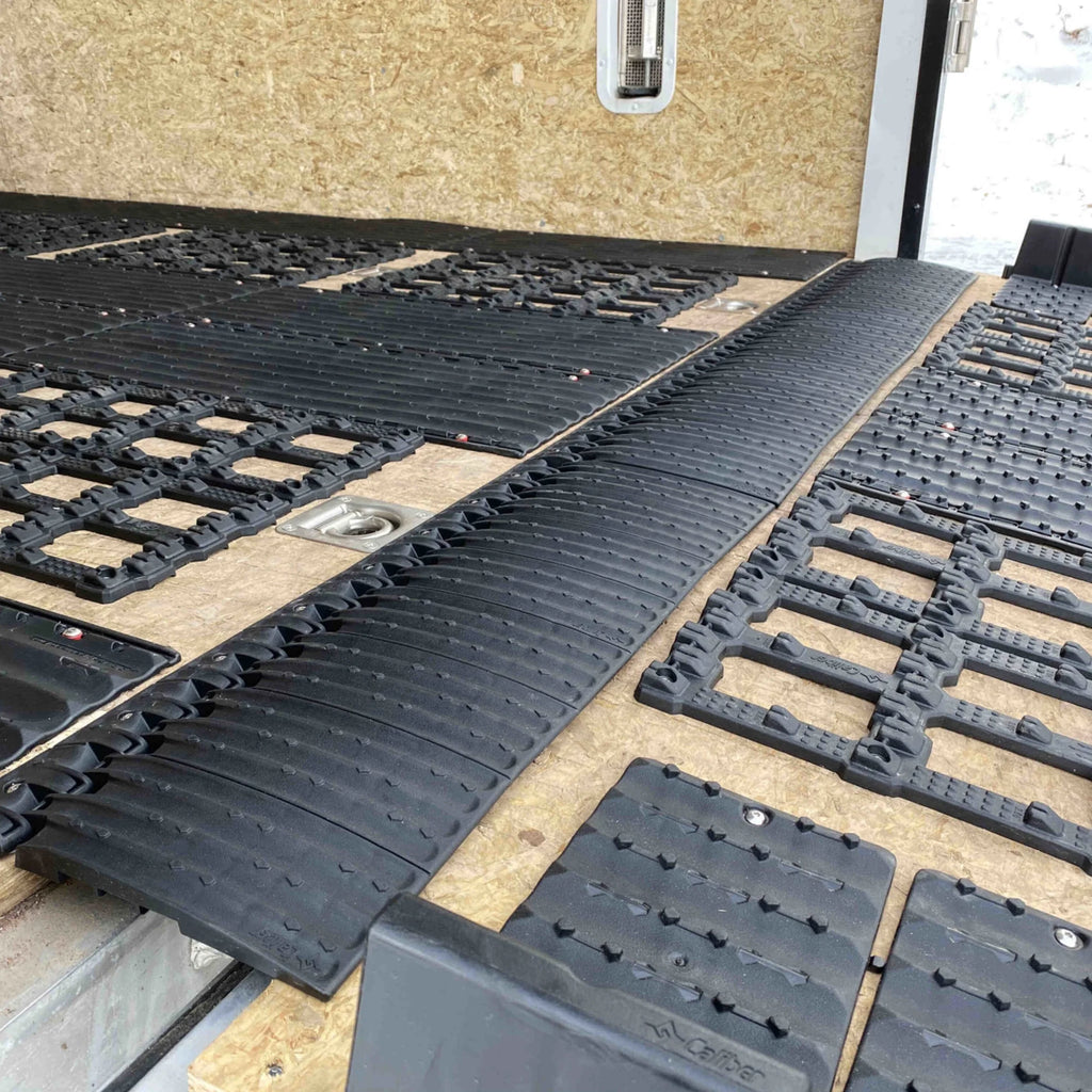 Trailer Ramp Edge Protection Track (2 Piece) Y609025