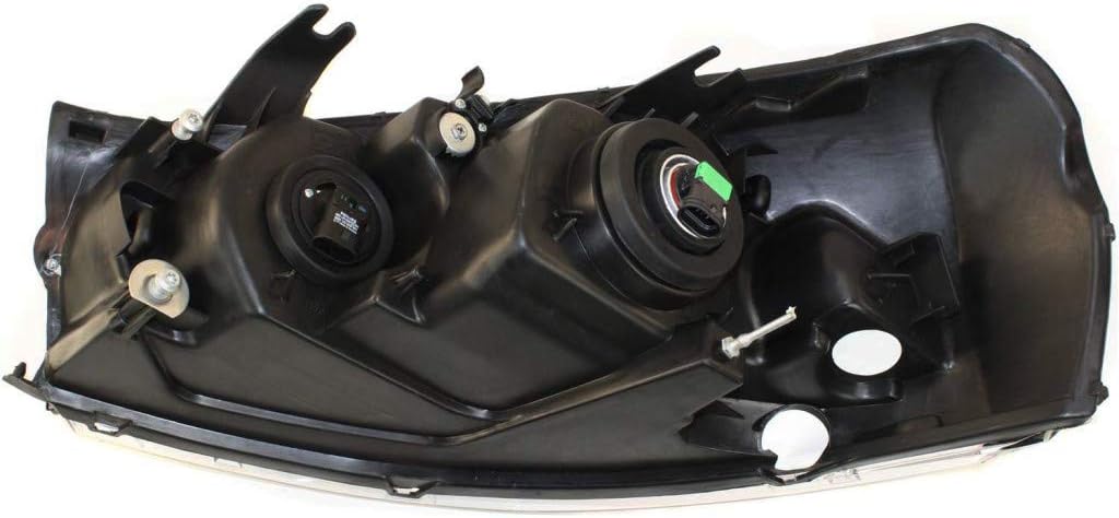 Saturn L300 Headlight 2004 2005 Pair Driver and Passenger Side M5476