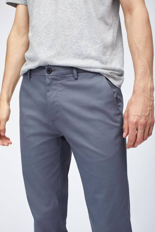Slim Tech Chino L910