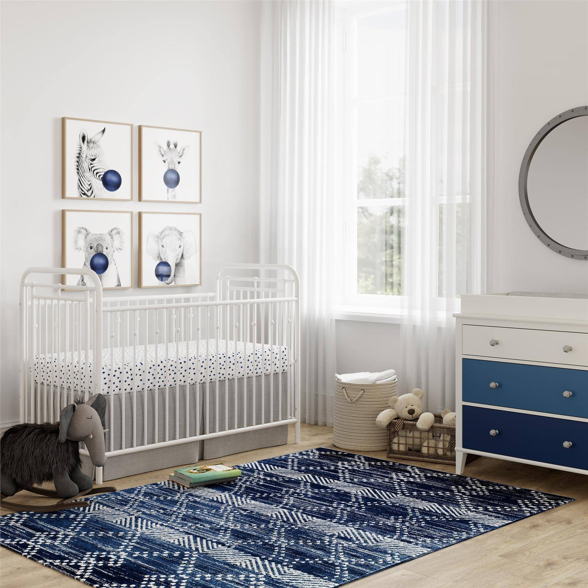 White Metal Crib R10284