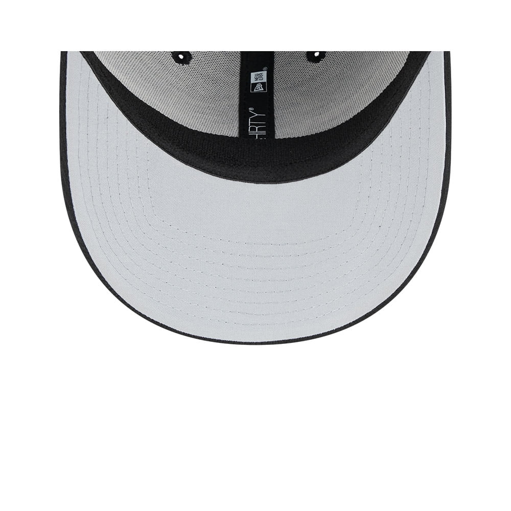 Black Atlanta Falcons 39THIRTY Flex Fit Hat V710586